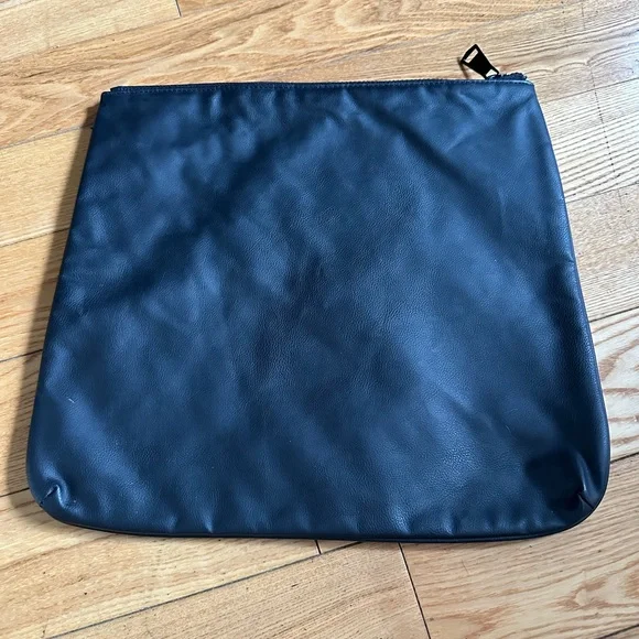 Dimepiece LA Pouch - Picture 3 of 3